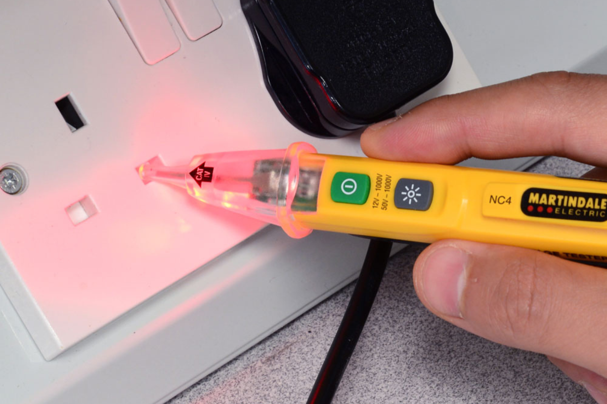 Electrical Mains Tester