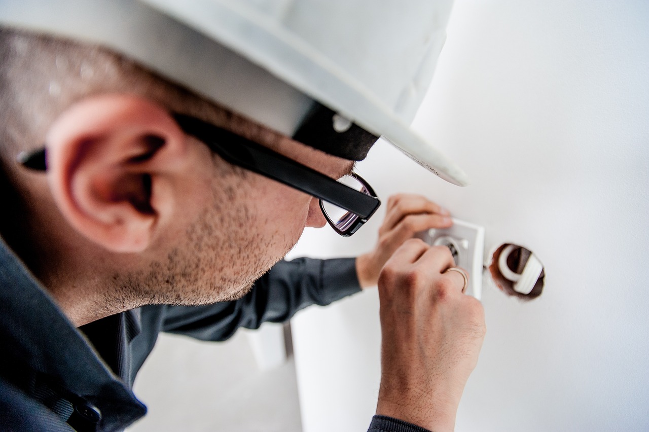 Work-Life Balance Tips for Electricians | Powered Now